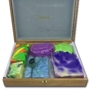 SnomeySoaperyGiftBox1